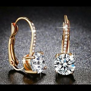 💓💓 14k & CZ lever back earrings 💓💓
